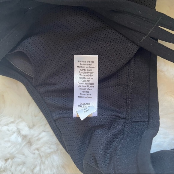 Athleta Black Strappy Sports Bra M - Picture 5 of 8